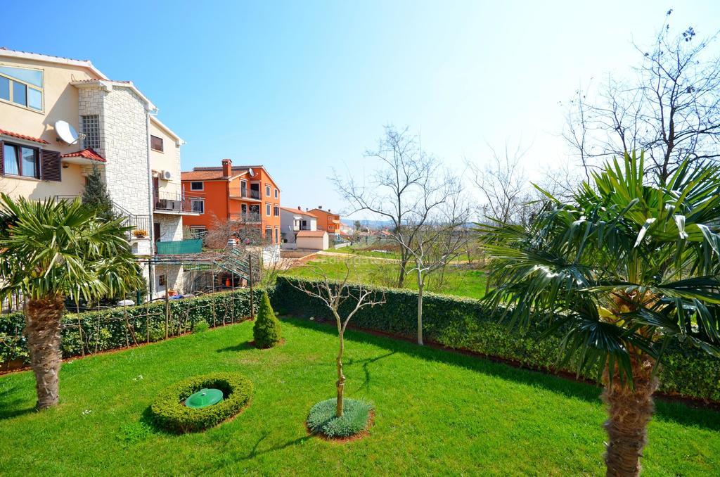 Apartments Milan Rovinj Exterior photo