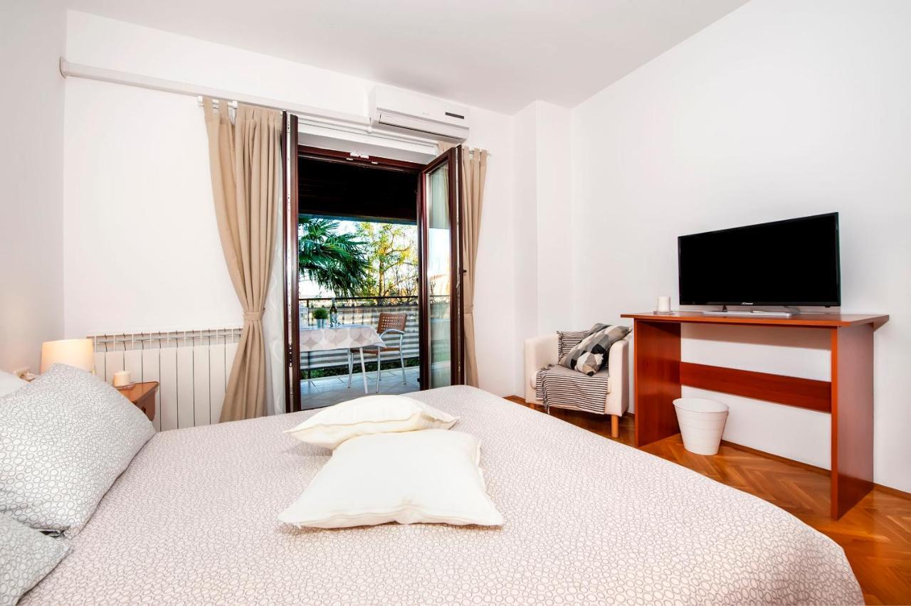 Apartments Milan Rovinj Exterior photo